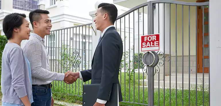 Why Choose Us to Sell Your House in Sheldon, IA?