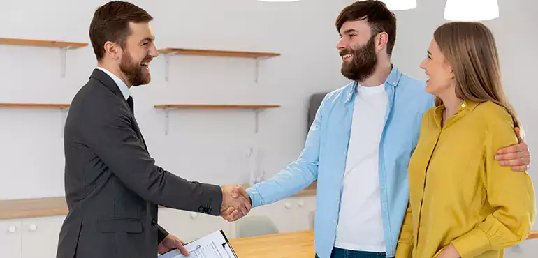 Why Choose Cedar Rapids Home Buyers to Sell Your Condo Fast in Cedar Rapids, IA?