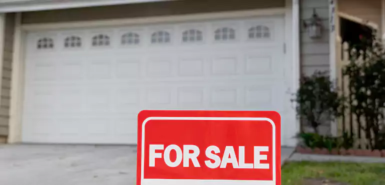 How the Same-Day Sale Process Works in Oelwein, IA