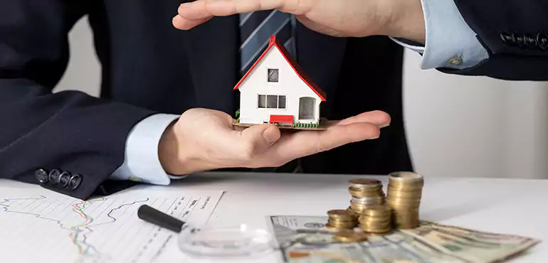 Avoid Auction – Sell Your House in Foreclosure Now  in De Witt, IA