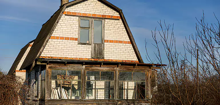 Types of Houses We Buy Without Repairs in Cedar Rapids, IA