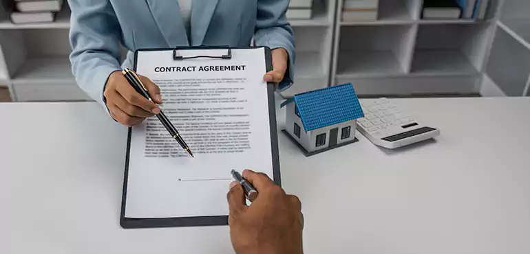 Why Sell Your Wholesale Assignment Contract to Us in Grimes, IA?