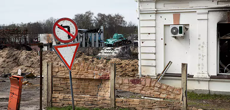 Partial or Full Foundation Collapse in Le Mars, IA
